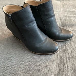 Black Wedges Size 10